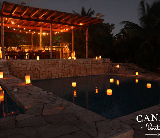 Candle Boutique - Rustic pool