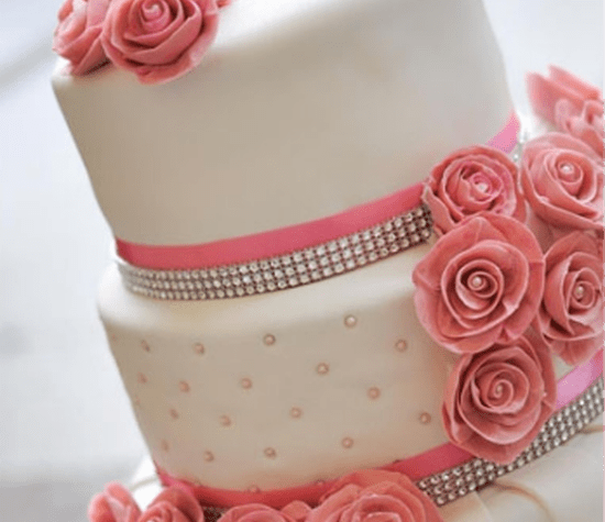 Diseño de pasteles de boda elegantes y llenos de lindos detalles - Foto Leticia Treviño