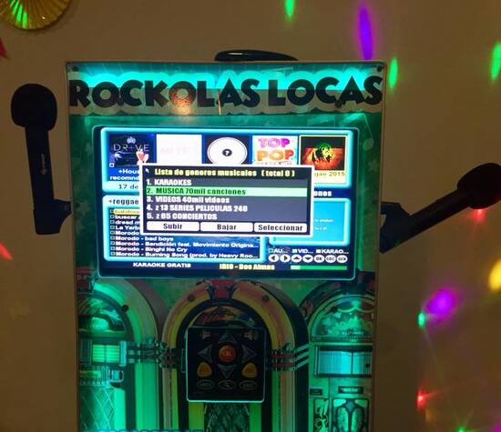 Rockolas Cancun Playa del Carmen Karaoke y Photobooth.