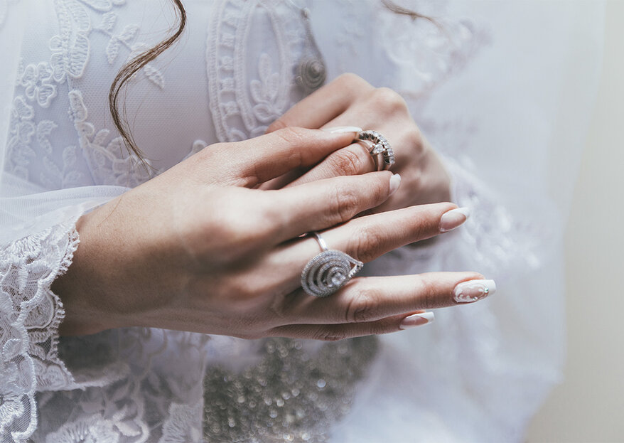 10 manicuras para lucir tu anillo de compromiso según tu estilo