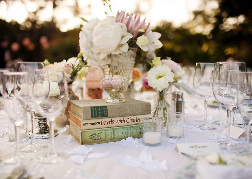 Decora tu boda con libros: Tema de boda para las amantes de la literatura
