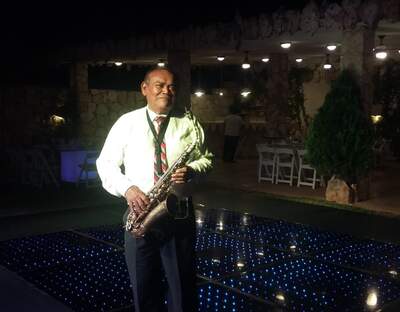 Saxofonista Juan Soberanis
