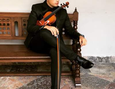 Carlos Ro Violin
