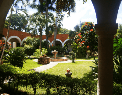 Hacienda Blanca Flor